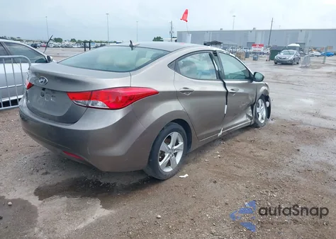 2013 Hyundai Elantra Gls z USA, uszkodzony, nr VIN 5NPDH4AEXDH331219
